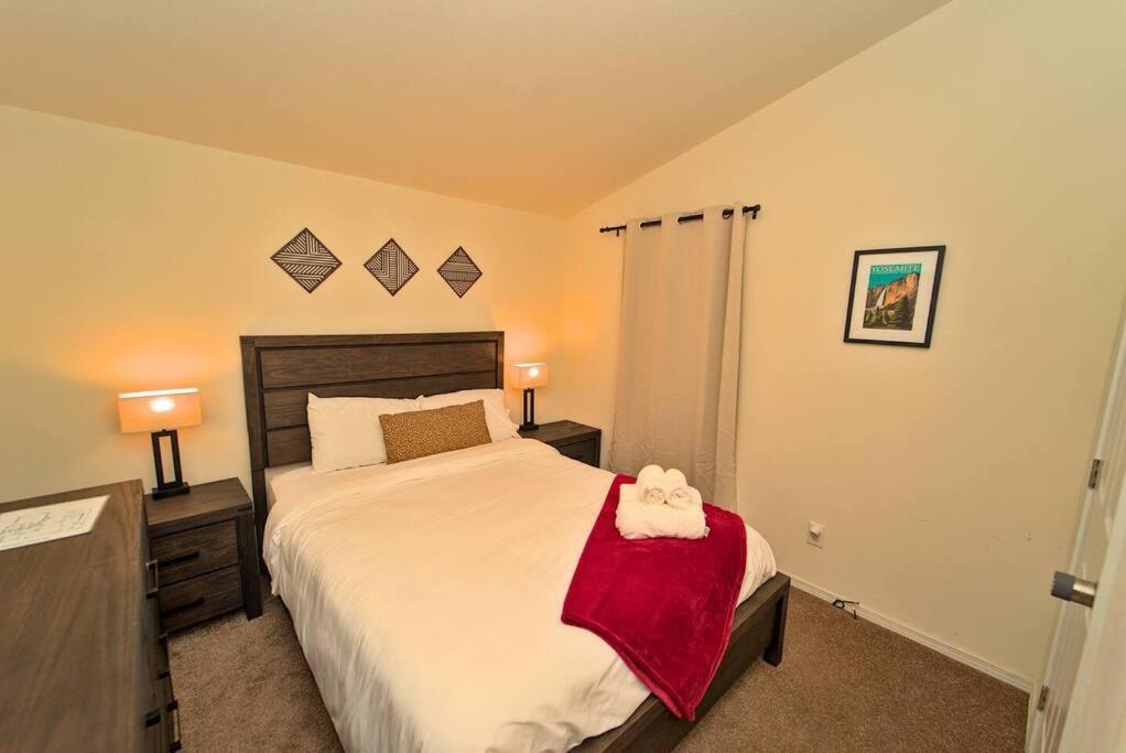 Yosemite'S Scenic Hideaway Villa มิดไพนส์ ภายนอก รูปภาพ